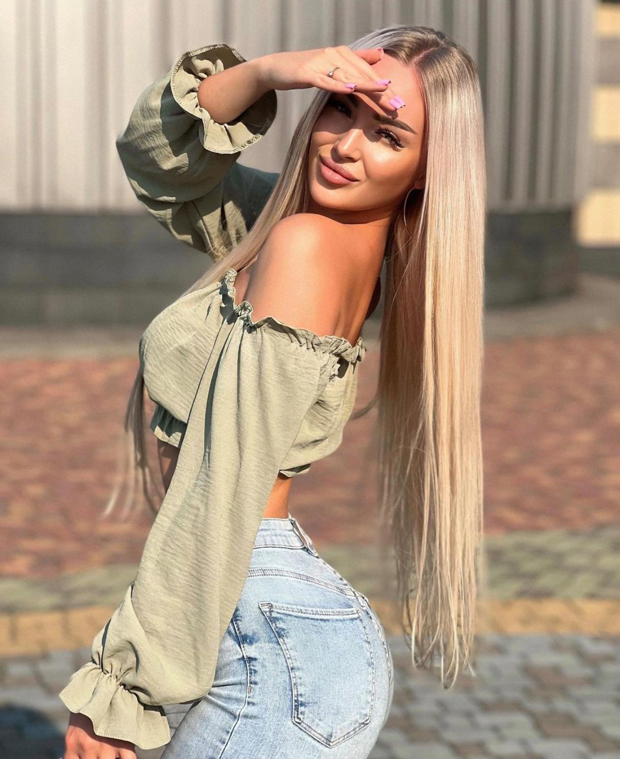בירושלים – בחורה קסומה